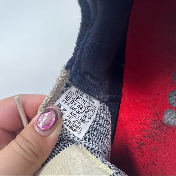 Adidas Ultraboost 19 men size 10
Decode Running Clear Brown / White - Picture 13 of 14